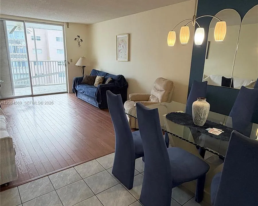 319 NE 14th Ave #505