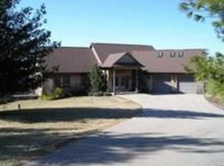 7512 W Cemetery Rd, Galena, IL 61036