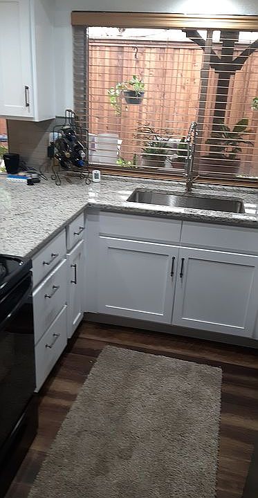 2nd image of 2607 Via Cordova