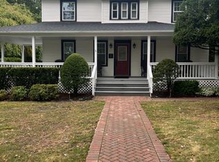 5 Maplewood Rd #2W, Huntington Station, NY 11746