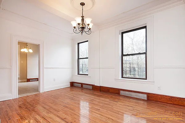 Rented by aptsandlofts.com | media 3