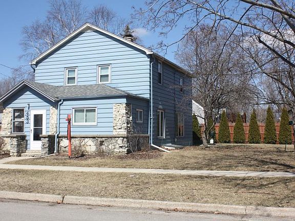 2nd image of 453 Blaine Ave