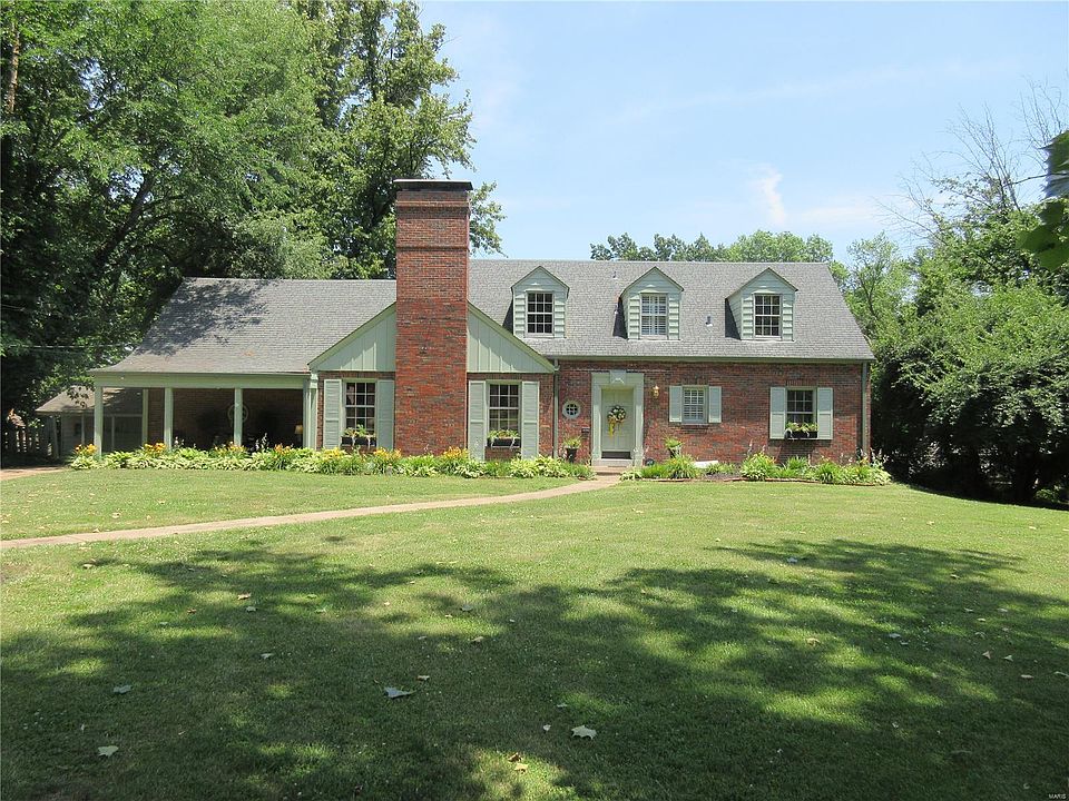 2nd image of 26 N Elizabeth Ave