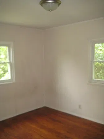 Convenient location — Photo 4