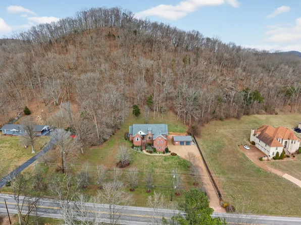 4952 Clarksville Pike, Whites Creek, TN 37189