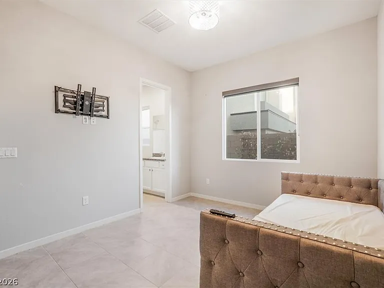 32 Vista Outlook St — Photo 29