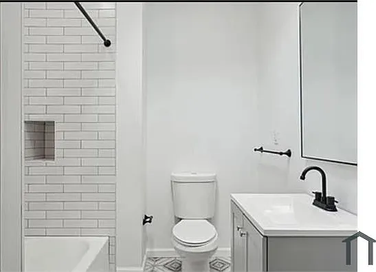 5536 Blakemore St #2 — Photo 8