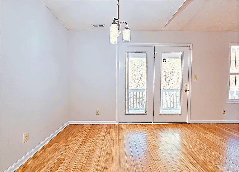 259 Waterdown Dr #11 — Photo 11