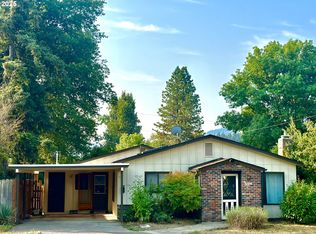 894 E 35th Ave, Eugene, OR 97405