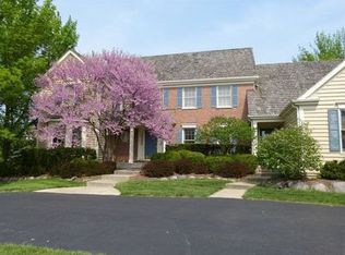 5722 Hampton Dr, Long Grove, IL 60047