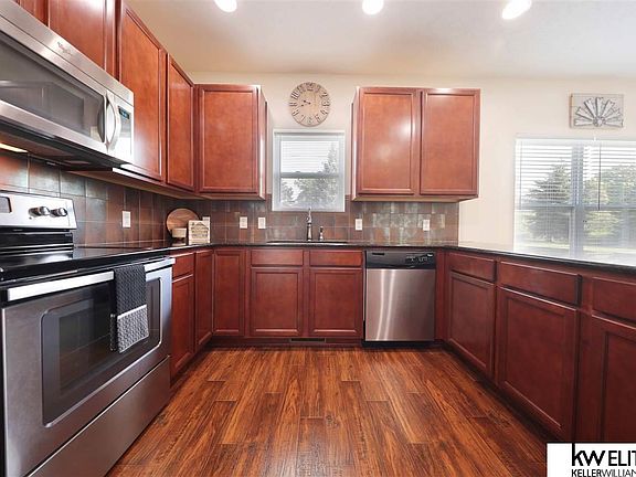 2nd image of 20858 Flavin Cir