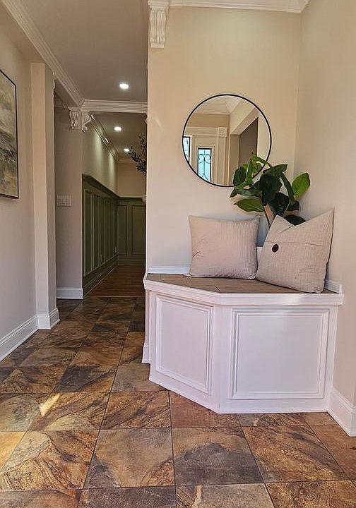 5806 N Charles St, Baltimore, MD 21210 | Zillow