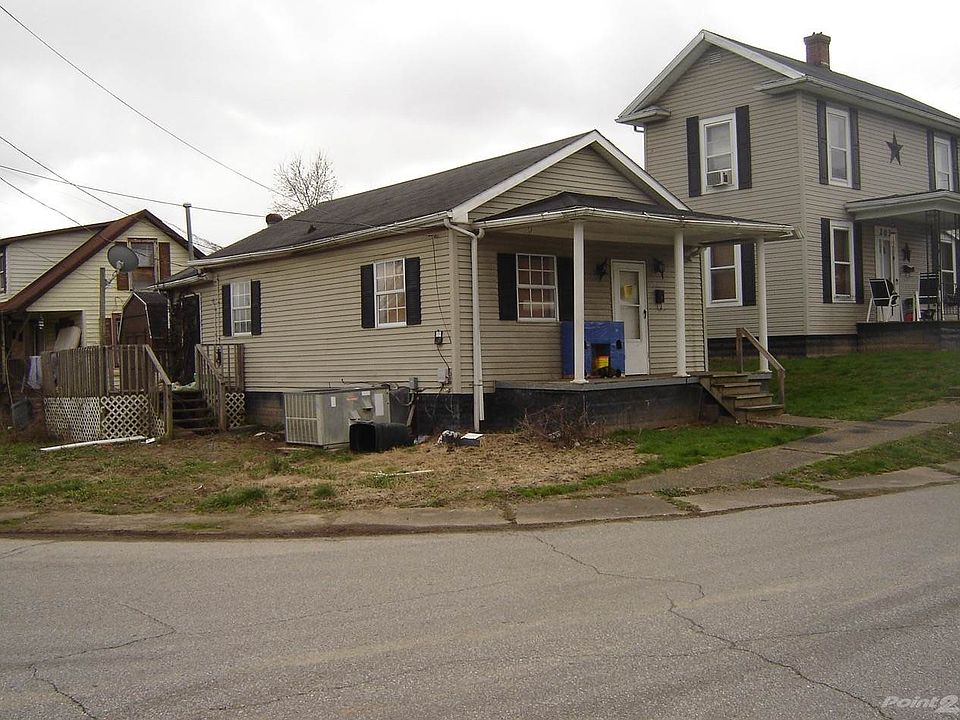 2nd image of 201 34th St