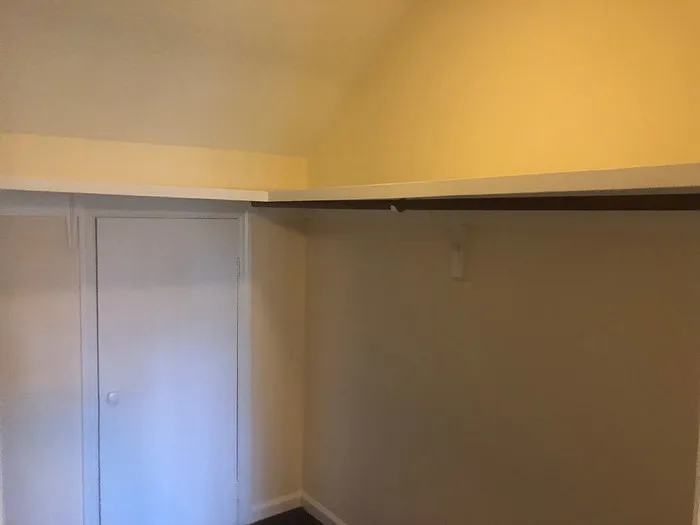 4101 Five Oaks Dr — Photo 20
