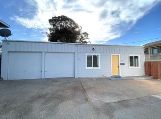1078 3rd St, Monterey, CA 93940