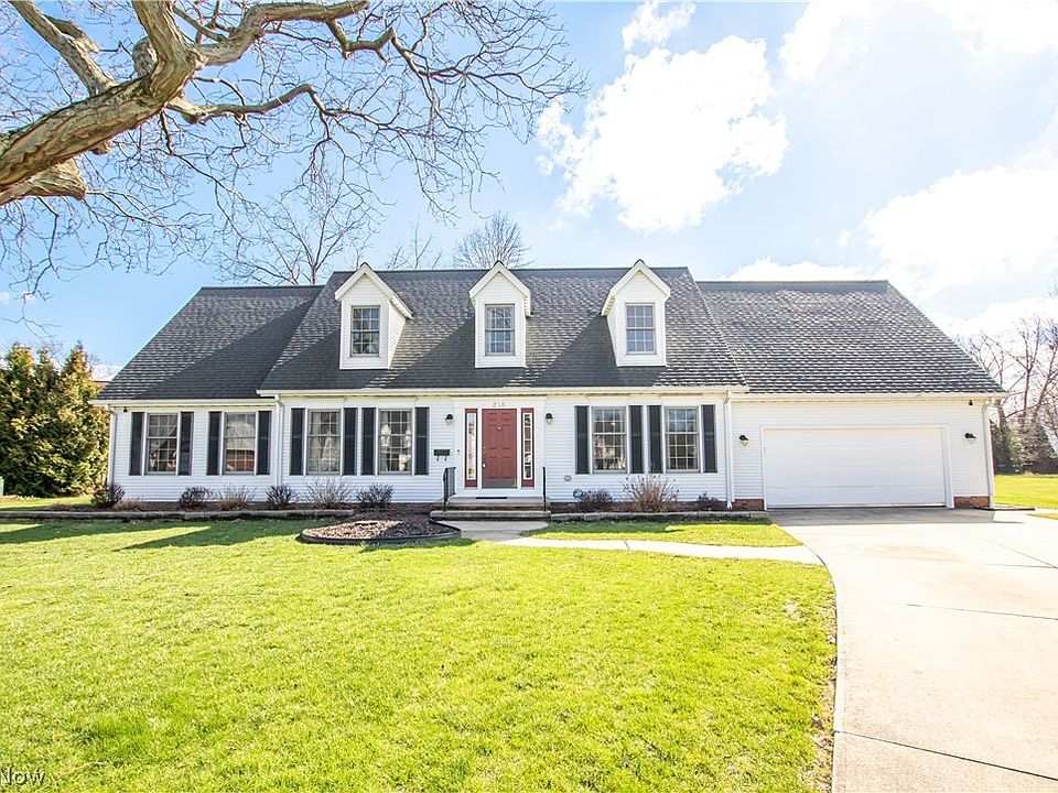 1st image of 218 Wells Ct