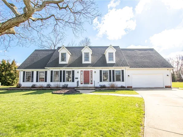 218 Wells Ct, Euclid, OH 44132