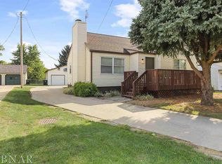 1213 Hovey Ave, Normal, IL 61761