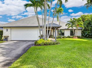 2172 Kings Lake Blvd, Naples, FL 34112