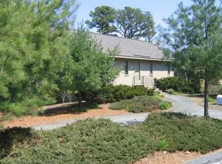 90 Lake Shore Dr, Marstons Mills, MA 02648