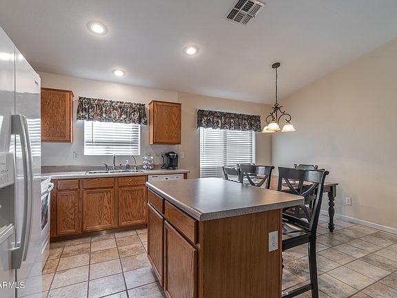 2nd image of 42503 W Hillman Dr