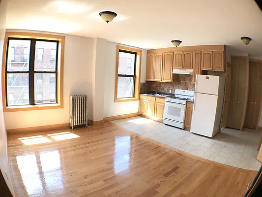 Rented by Sterling Realty Solution Inc | media 17