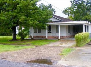 217 Mill Ave, Lake Arthur, LA 70549
