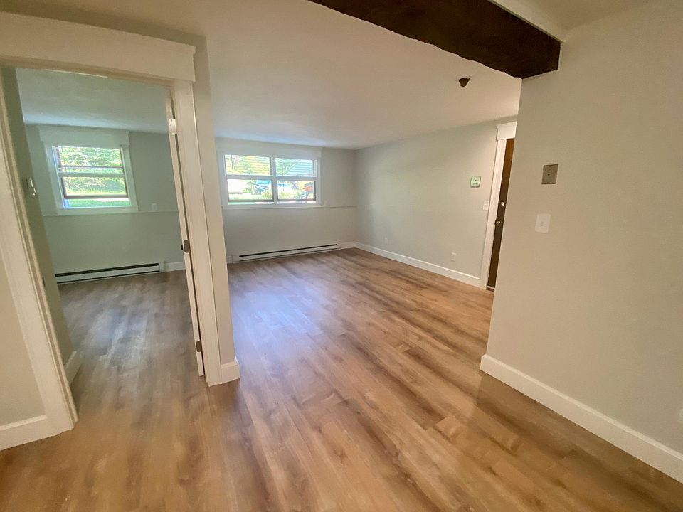 866 Haverhill St Rowley, MA, 01969 Apartments for Rent Zillow