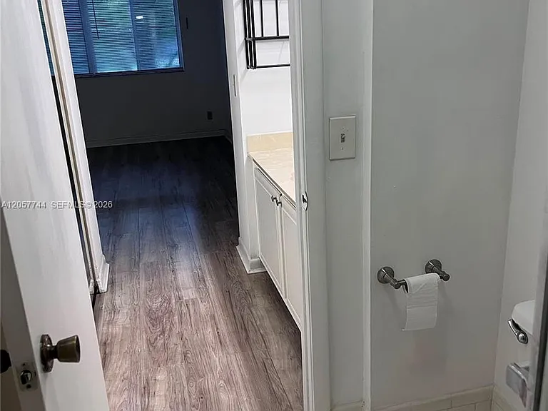 9777 Westview Dr #1121 — Photo 11