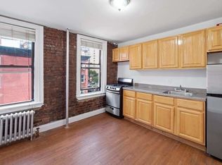 342 E 22nd St APT 2A, New York, NY 10010