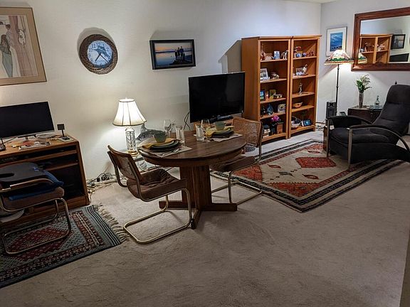 3rd image of 602 San Conrado Ter Unit 2