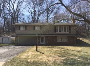 4021 Bassett Creek Dr, Golden Valley, MN 55422