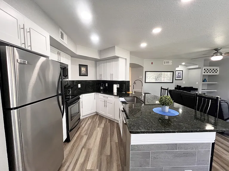 7320 Westpointe Blvd #825 — Photo 7