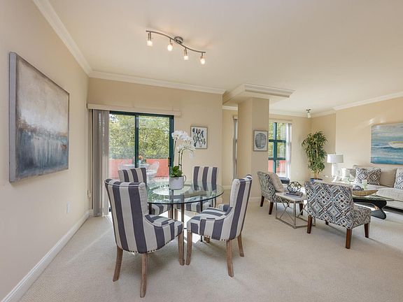 5th image of 225 9th Ave APT 209