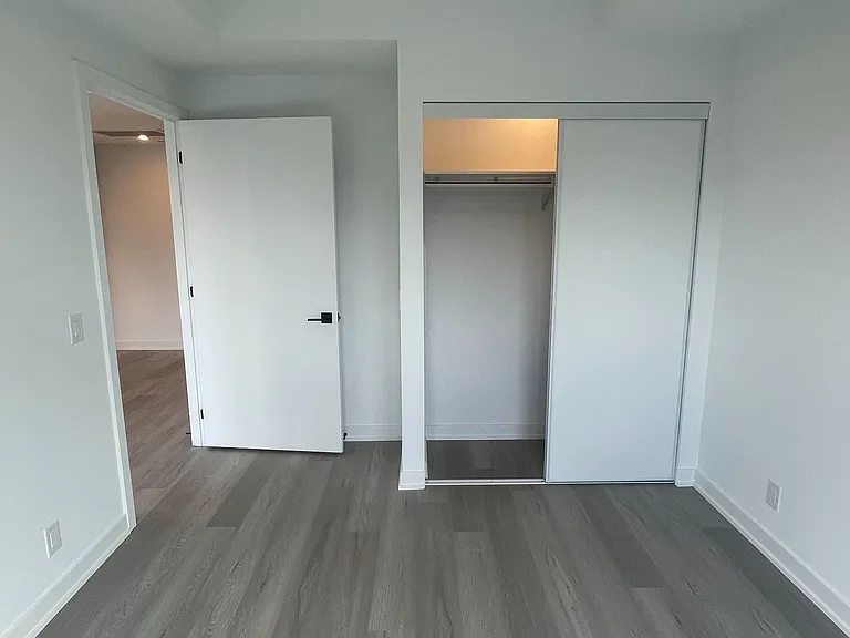 699 Sheppard Ave E #807 — Photo 8