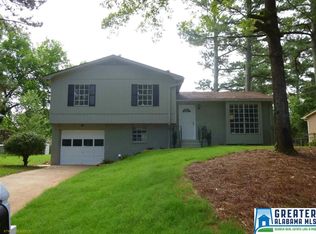 1940 Croydon Cir, Birmingham, AL 35235