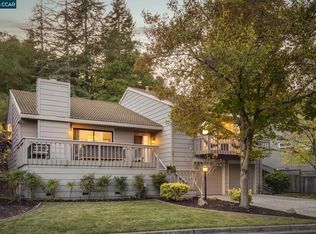 900 Augusta Dr, Moraga, CA 94556