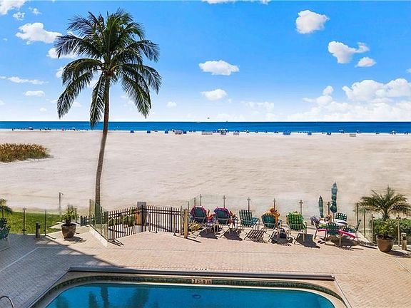 2nd image of 6612 Estero Blvd Ph 1
