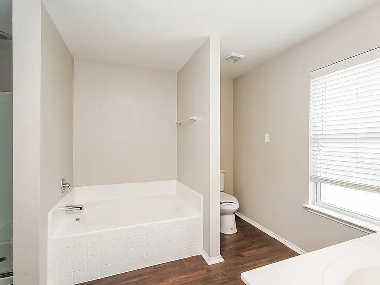 5000 Caraway Dr — Photo 12