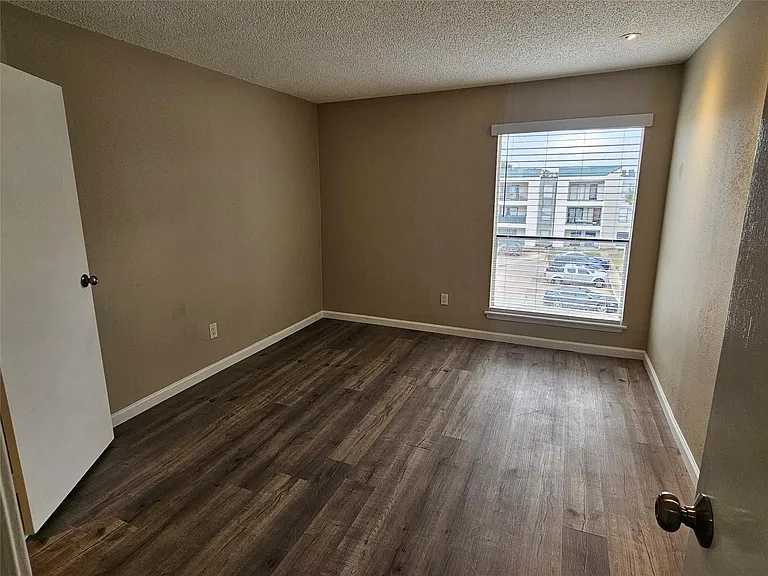 2816 S Bartell Dr #33 — Photo 13