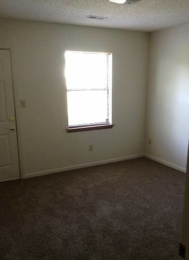 2nd image of 3400 Frontgate Dr APT 15
