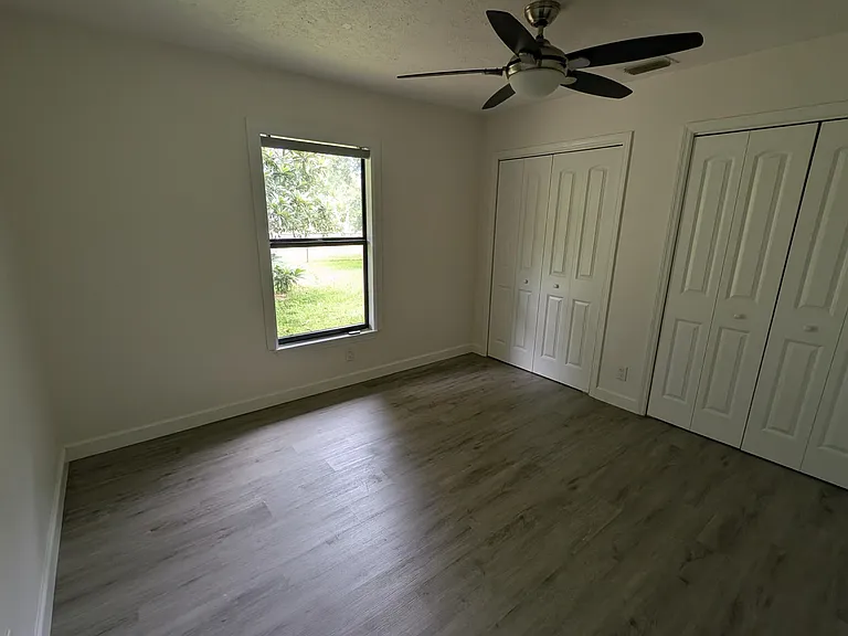 10173 150th Ct N — Photo 17
