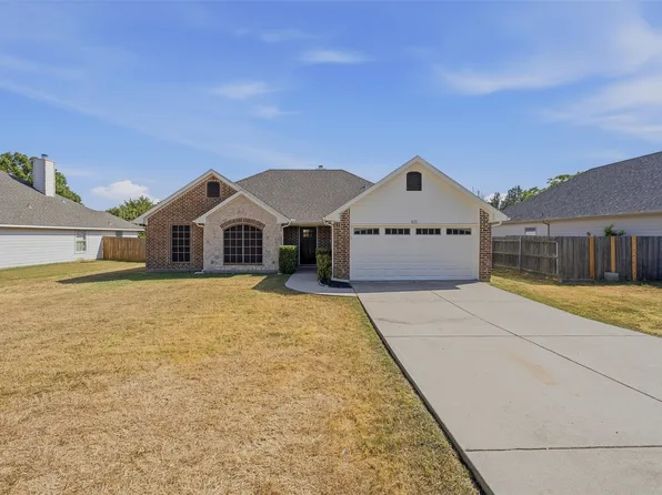 631 Lakeshore Blvd, Oak Pt, TX 75068