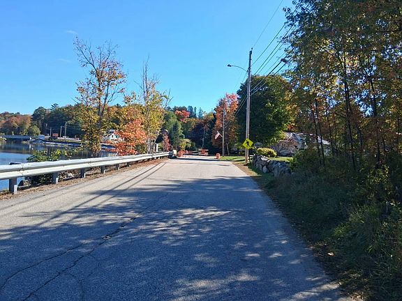 4th image of 36 Lake Rd