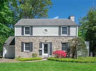 152 Johnson Rd, Scarsdale, NY 10583