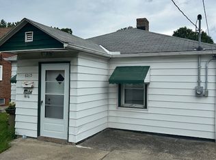 6213 State Rd, Parma, OH 44134