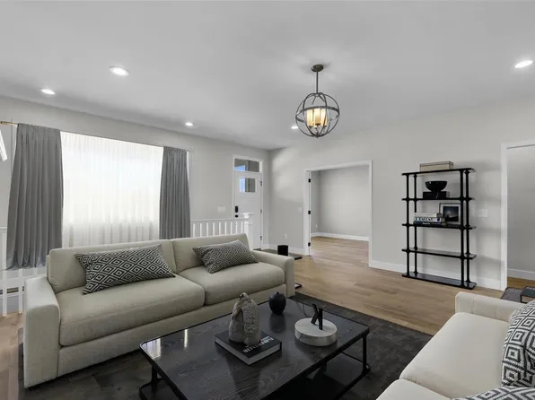 2658 Walden Blvd, Cape Girardeau, MO 63701