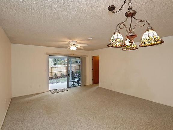 5th image of 1761 Summit Chase Ave