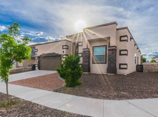 449 White Cloud Rd, El Paso, TX 79928