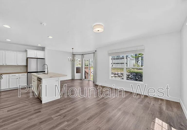 14771 S Haddington Rd — Photo 8